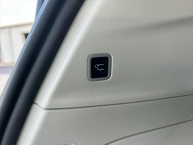 2023 Chrysler Pacifica Limited AWD