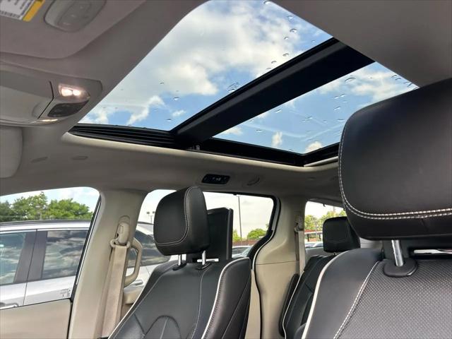 2023 Chrysler Pacifica Limited AWD