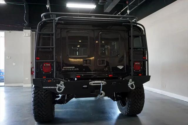 2006 HUMMER H1 Enclosed
