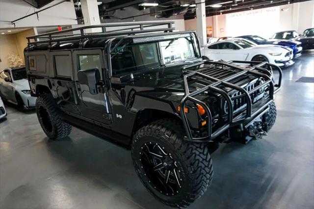 2006 HUMMER H1 Enclosed