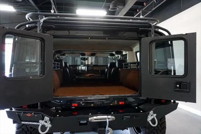 2006 HUMMER H1 Enclosed