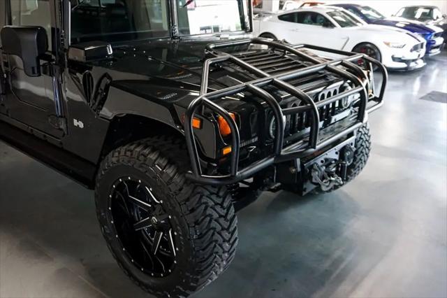 2006 HUMMER H1 Enclosed