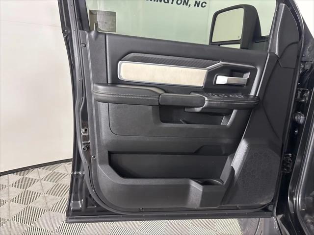 2025 Ram 3500 Big Horn Crew Cab 4x4 8' Box