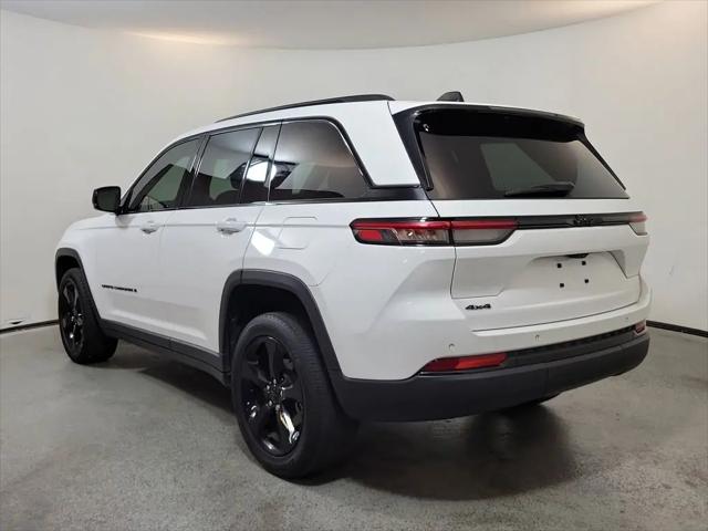 2023 Jeep Grand Cherokee Altitude 4x4