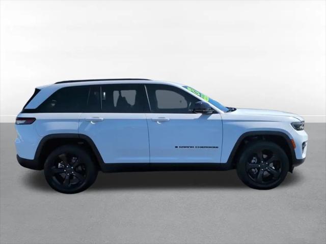 2023 Jeep Grand Cherokee Altitude 4x4