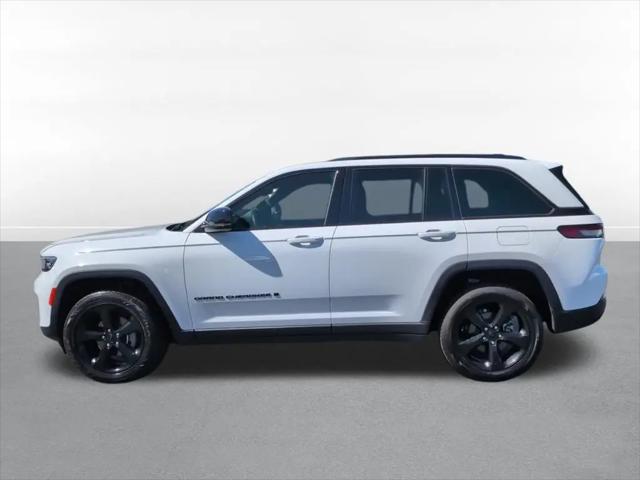 2023 Jeep Grand Cherokee Altitude 4x4