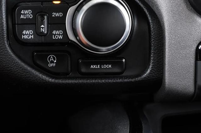 2023 Ram 1500 Big Horn Crew Cab 4x4 5'7" Box