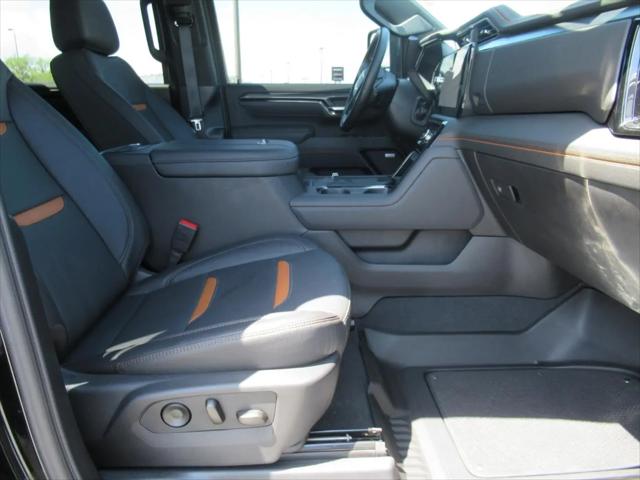 2025 GMC Sierra 2500HD 4WD Crew Cab Standard Bed AT4