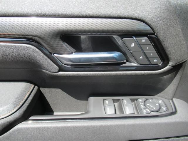 2025 GMC Sierra 2500HD 4WD Crew Cab Standard Bed AT4