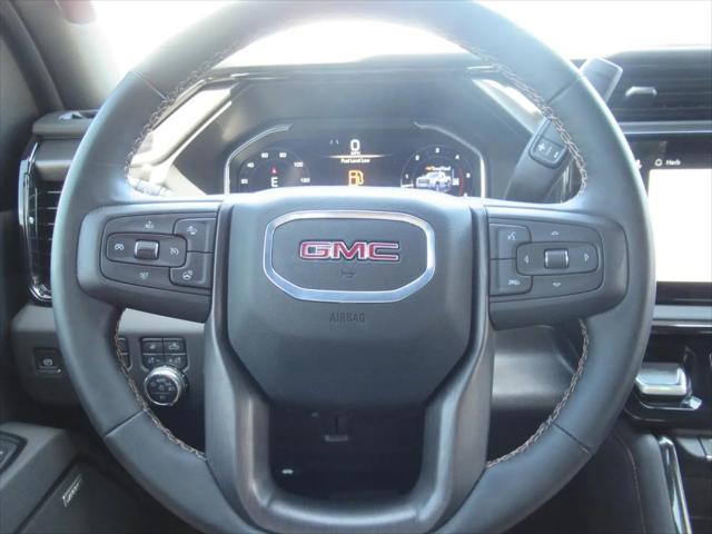 2025 GMC Sierra 2500HD 4WD Crew Cab Standard Bed AT4
