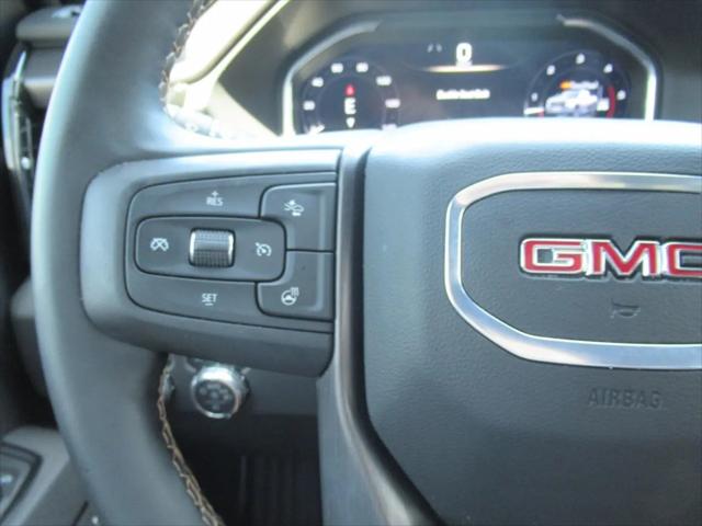 2025 GMC Sierra 2500HD 4WD Crew Cab Standard Bed AT4