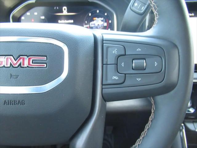 2025 GMC Sierra 2500HD 4WD Crew Cab Standard Bed AT4