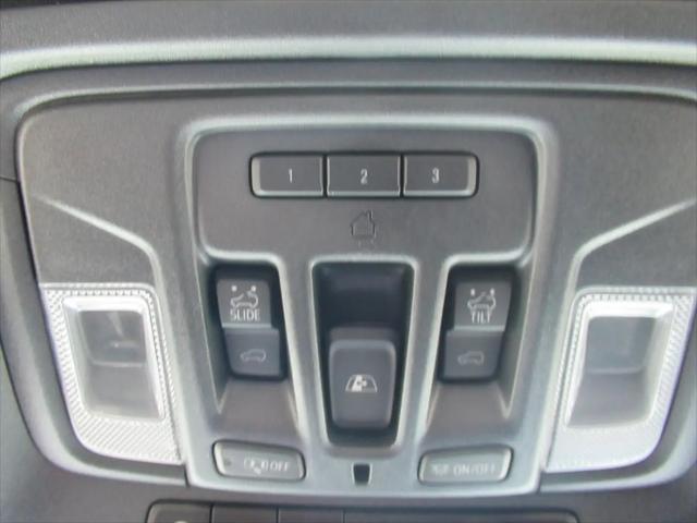 2025 GMC Sierra 2500HD 4WD Crew Cab Standard Bed AT4