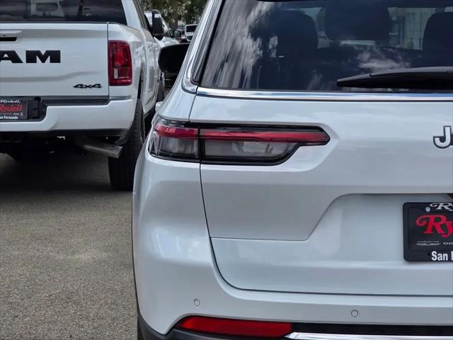 2026 Jeep Grand Cherokee L Altitude 4x2