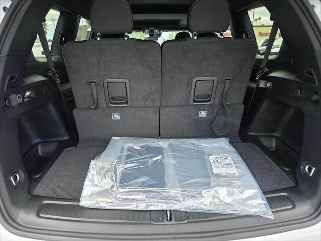 2026 Jeep Grand Cherokee L Altitude 4x2
