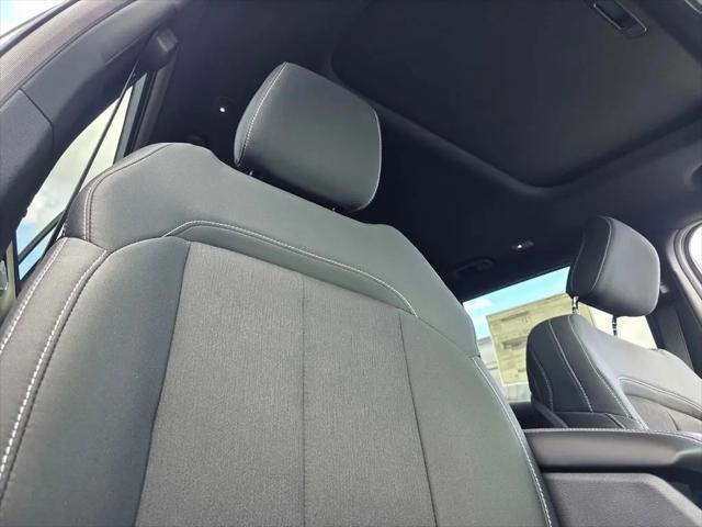 2026 Jeep Grand Cherokee L Altitude 4x2