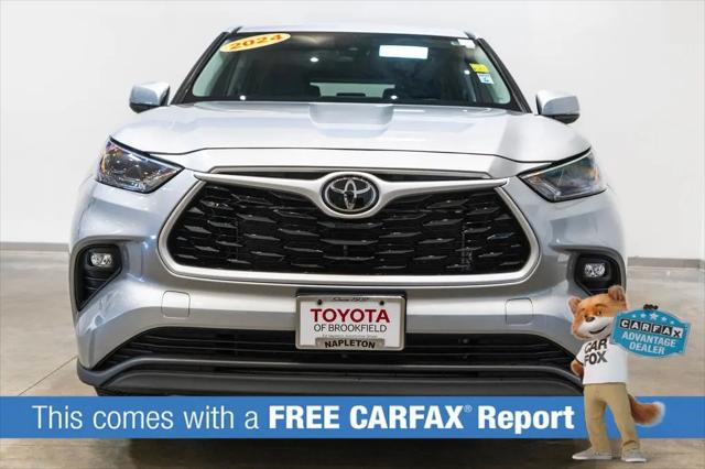 2024 Toyota Highlander LE
