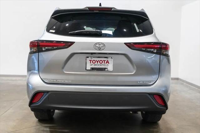 2024 Toyota Highlander LE