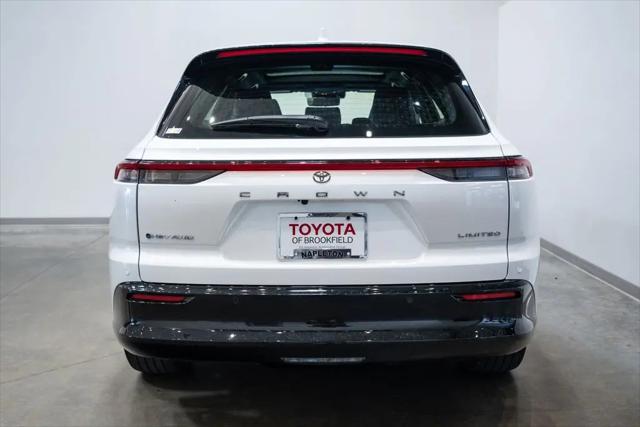2025 Toyota Crown Signia Limited