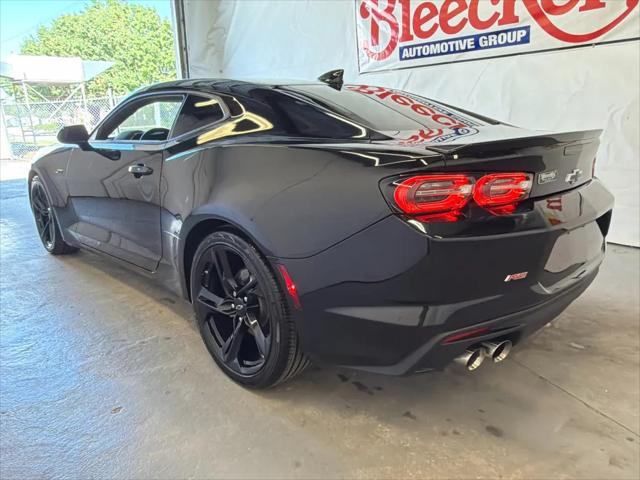 2022 Chevrolet Camaro RWD Coupe LT1