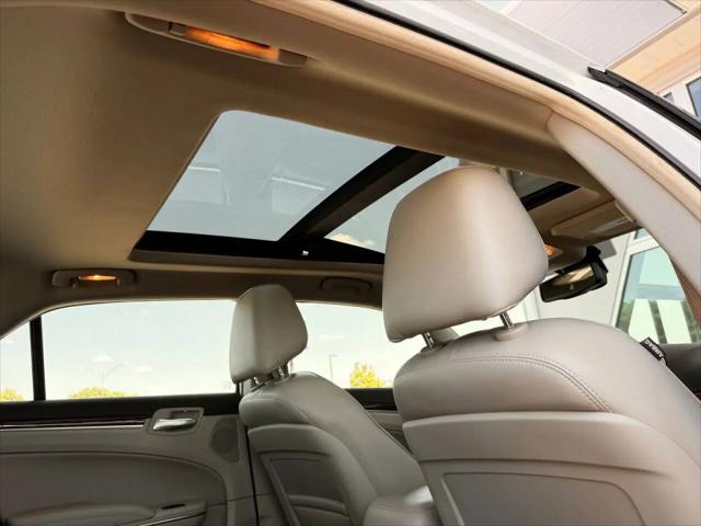 2011 Chrysler 300 C