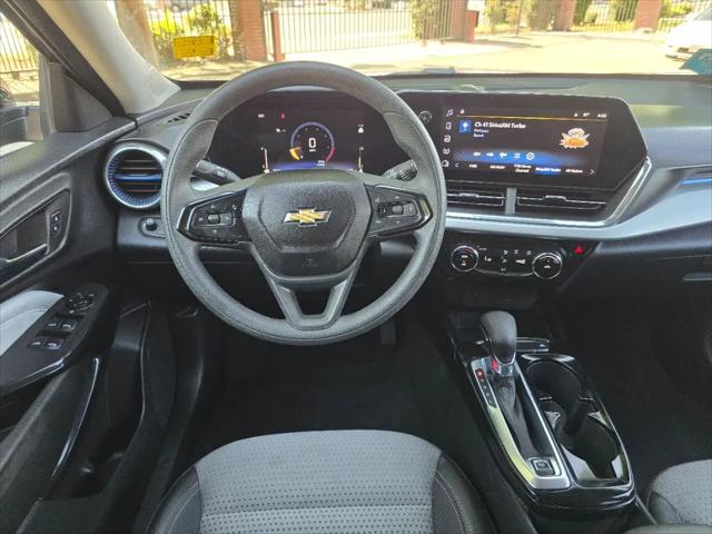 2025 Chevrolet Trax FWD LT