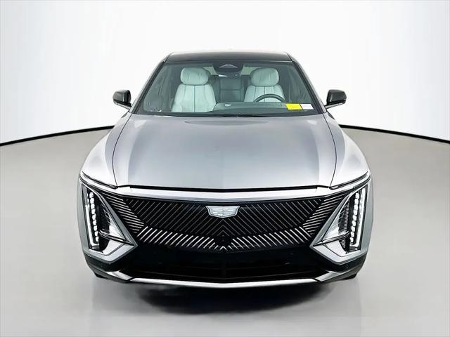 2024 Cadillac iQ Luxury w/1SC