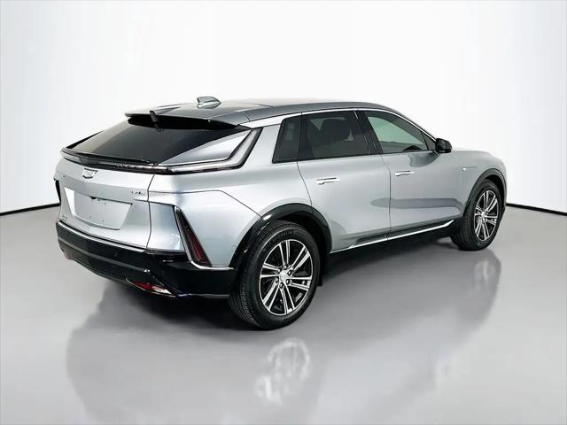 2024 Cadillac iQ Luxury w/1SC