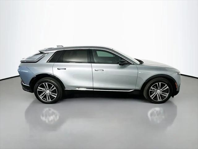 2024 Cadillac iQ Luxury w/1SC