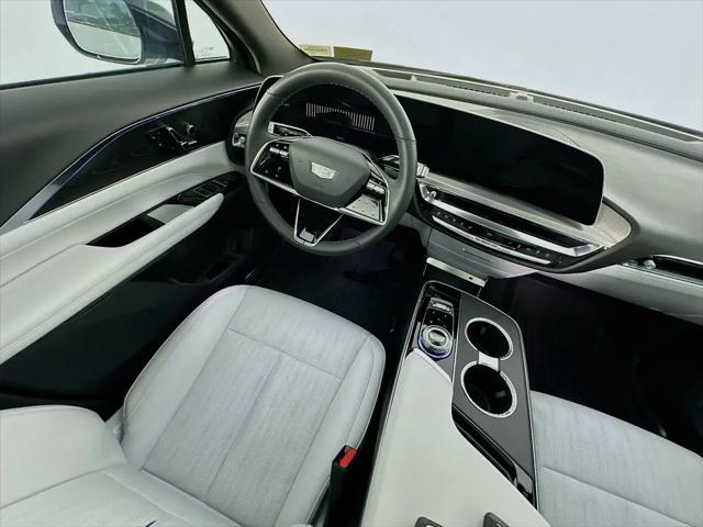 2024 Cadillac iQ Luxury w/1SC