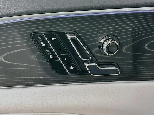 2024 Cadillac iQ Luxury w/1SC