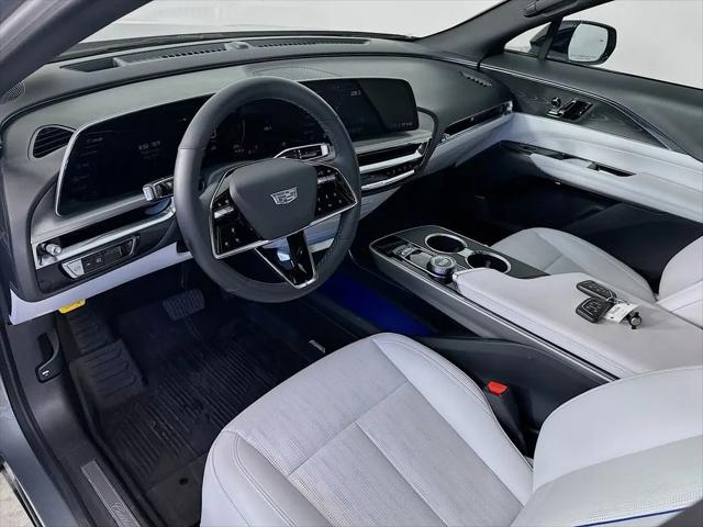 2024 Cadillac iQ Luxury w/1SC