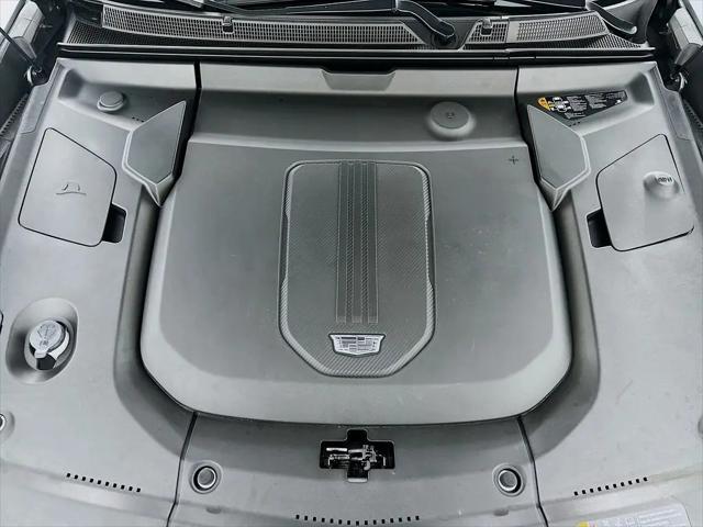 2024 Cadillac iQ Luxury w/1SC