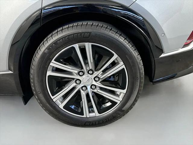 2024 Cadillac iQ Luxury w/1SC