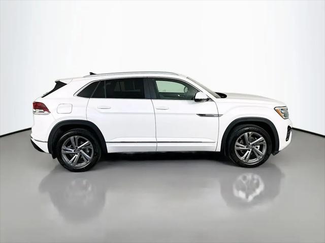 2024 Volkswagen Atlas Cross Sport 2.0T SEL R-Line