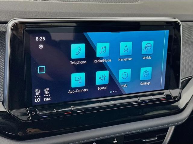 2024 Volkswagen Atlas Cross Sport 2.0T SEL R-Line