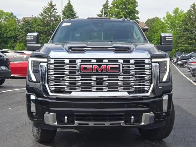 2026 GMC Sierra 2500HD Crew Cab, Standard Bed, Denali, 4WD