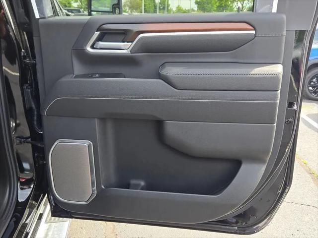 2026 GMC Sierra 2500HD Crew Cab, Standard Bed, Denali, 4WD