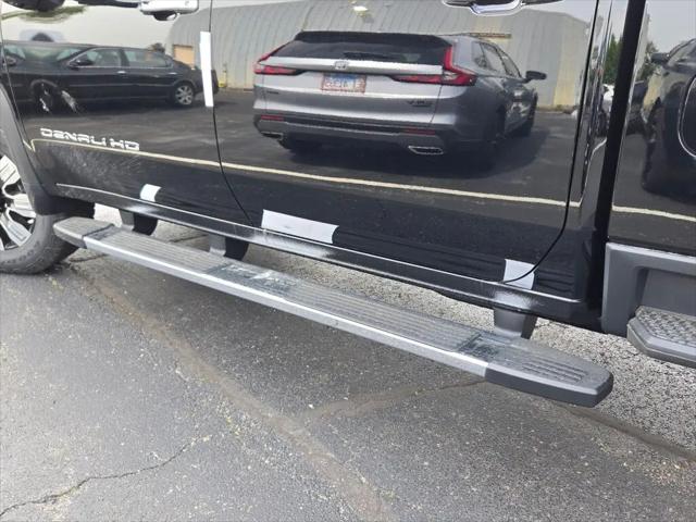 2026 GMC Sierra 2500HD Crew Cab, Standard Bed, Denali, 4WD