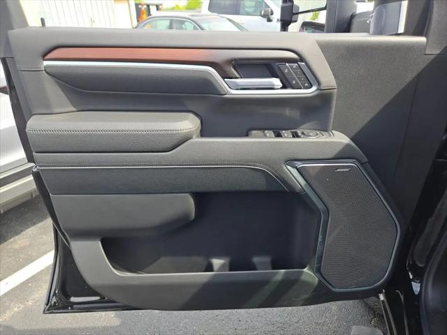 2026 GMC Sierra 2500HD Crew Cab, Standard Bed, Denali, 4WD