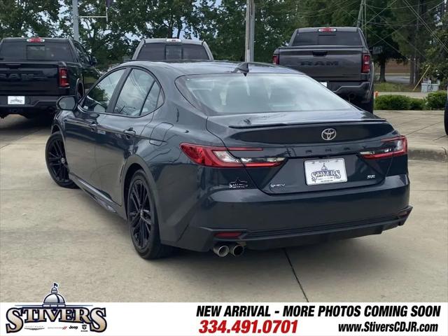2025 Toyota Camry SE