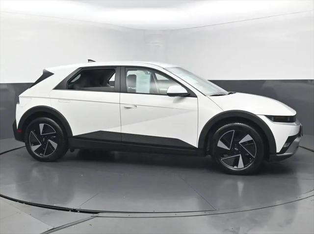 2025 Hyundai IONIQ 5 SE Standard Range