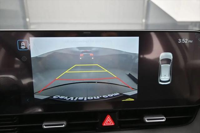 2025 Hyundai IONIQ 5 SE Standard Range