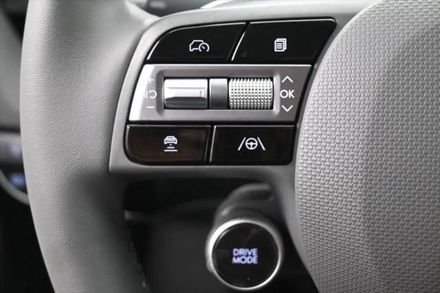 2025 Hyundai IONIQ 5 SE Standard Range