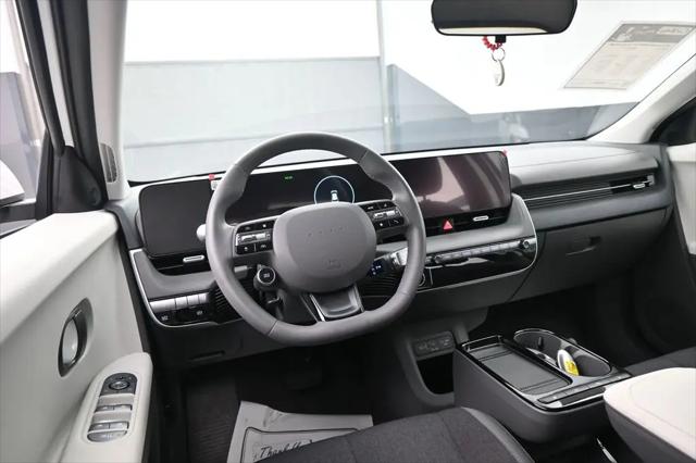 2025 Hyundai IONIQ 5 SE Standard Range