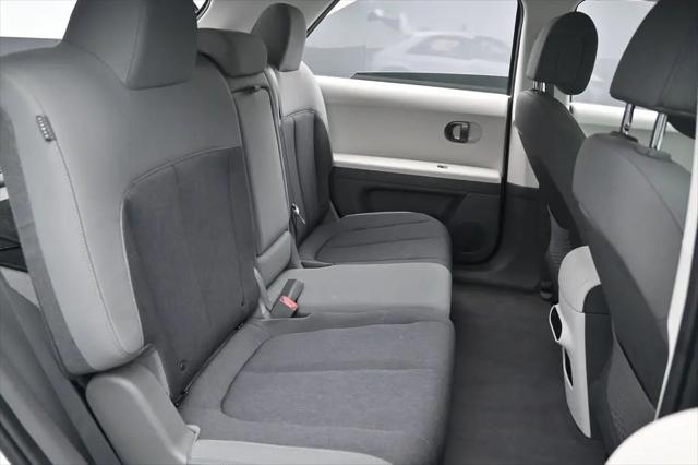 2025 Hyundai IONIQ 5 SE Standard Range