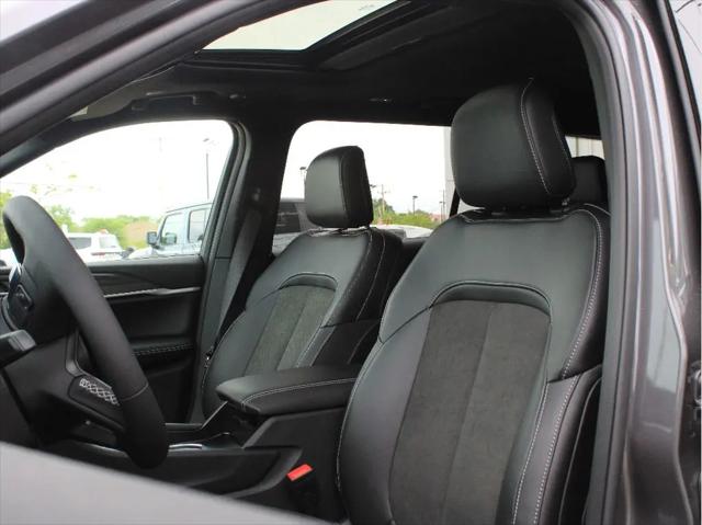 2026 Jeep Grand Cherokee L Altitude 4x4