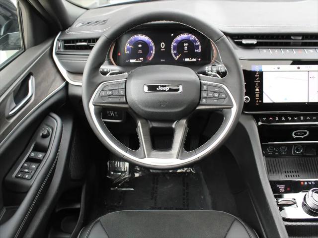 2026 Jeep Grand Cherokee L Altitude 4x4