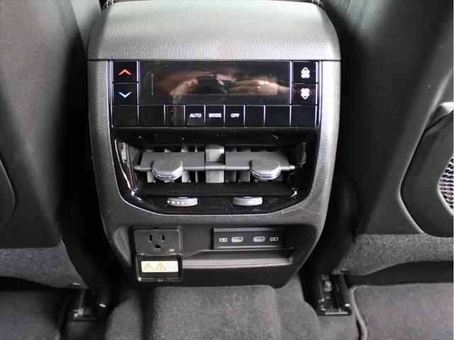 2026 Jeep Grand Cherokee L Altitude 4x4
