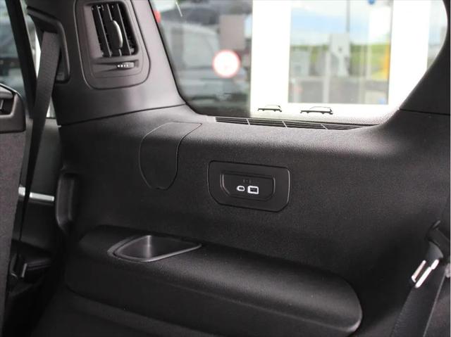 2026 Jeep Grand Cherokee L Altitude 4x4